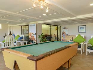 Margate Beach Club Apartment *
